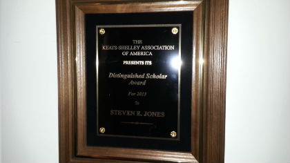 Distinguished Scholar Award presented to Professor Steve Jones